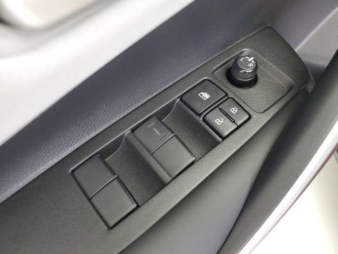 Used 2024 Toyota Corolla SE w/ SE Package image 22