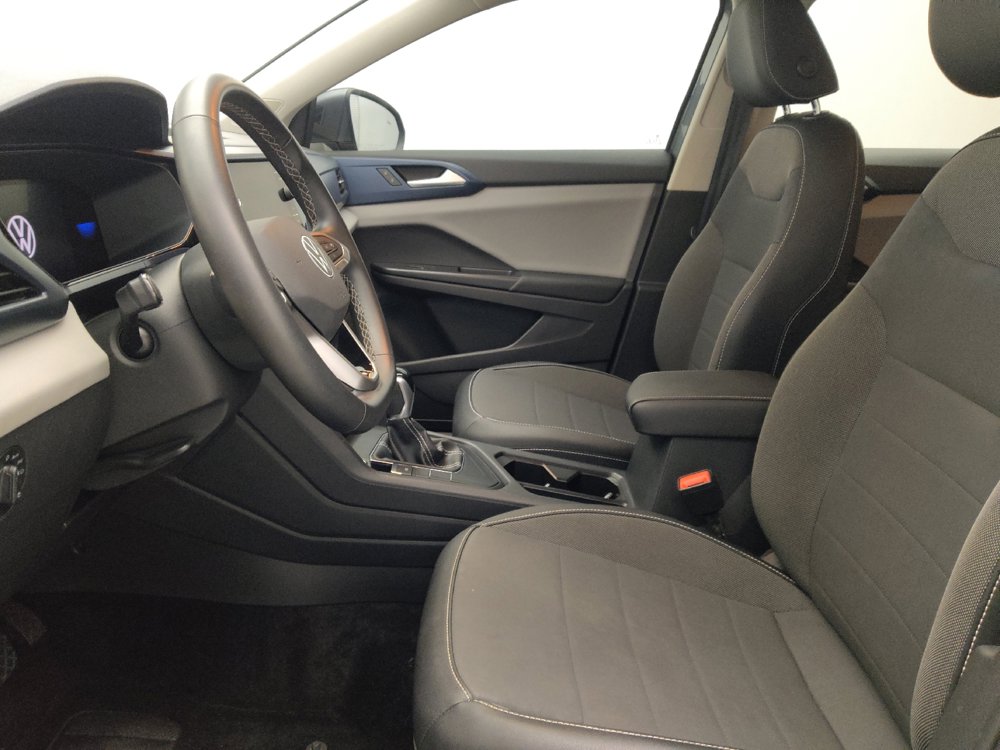 Used 2022 Volkswagen Taos SE FWD image 17