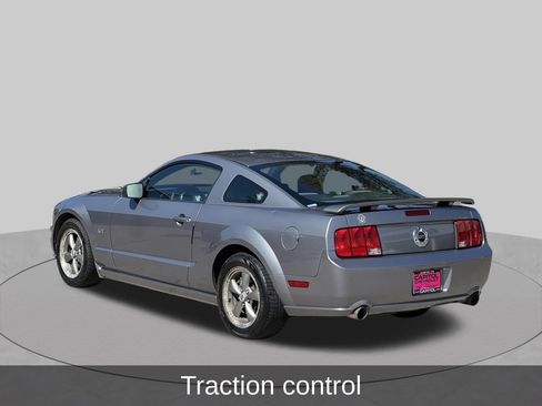 Used 2006 Ford Mustang GT RWD image 3