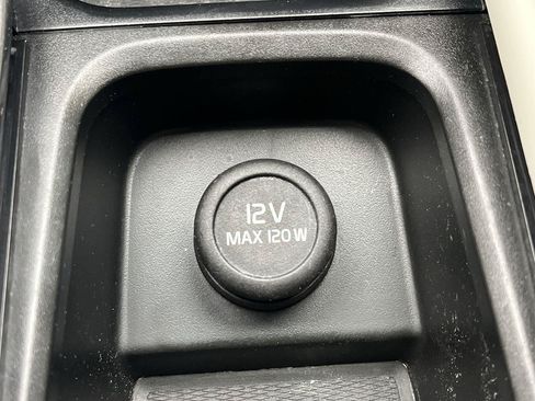 Used 2023 Volvo XC90 B6 Ultimate AWD/4WD image 24
