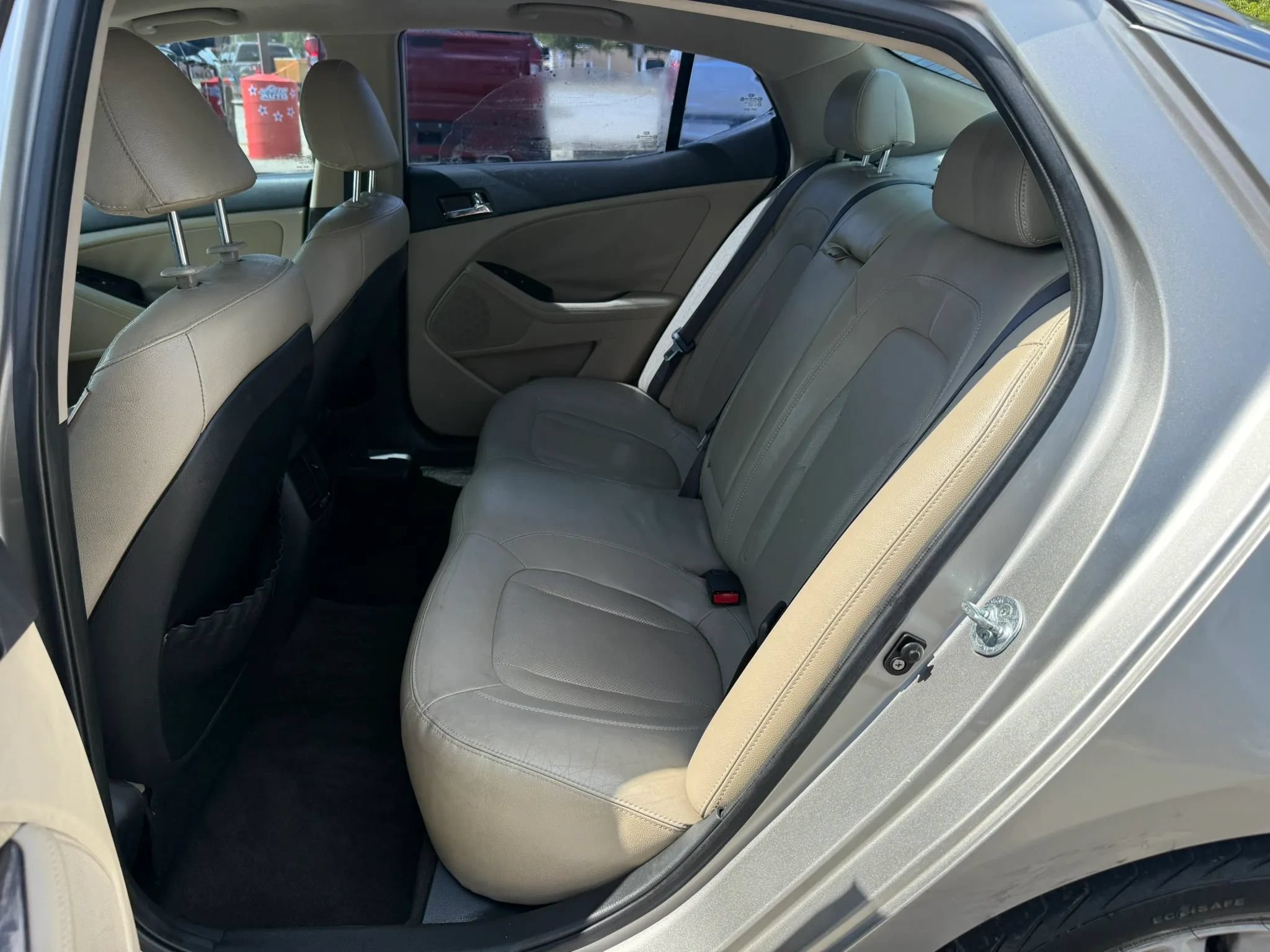 Used 2011 Kia Optima EX FWD image 23