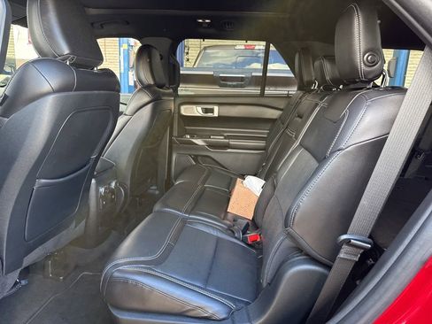 Certified 2020 Ford Explorer ST w/ ST Street Pack image 14