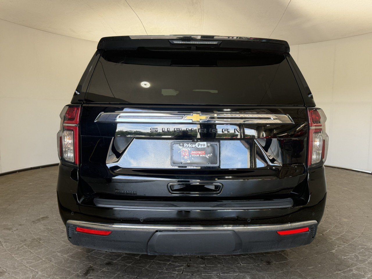 Used 2024 Chevrolet Suburban LS w/ Driver Alert Package AWD/4WD image 6