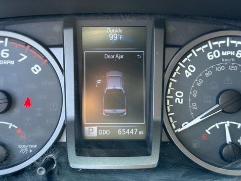 Certified 2019 Toyota Tacoma TRD Off-Road w/ Technology Package RWD image 23
