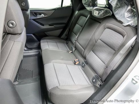 New 2026 Chevrolet Equinox LT image 10