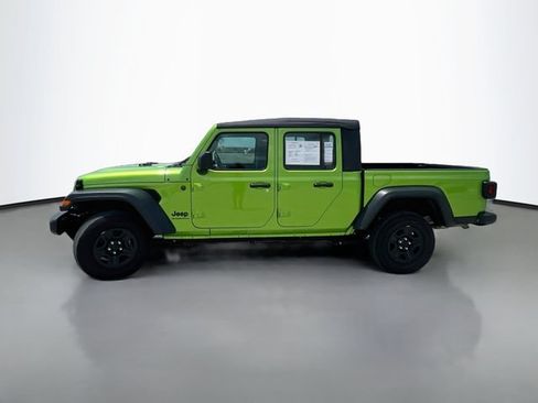 Used 2025 Jeep Gladiator Sport AWD/4WD image 5