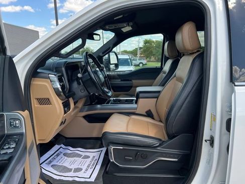 Used 2024 Ford F350 Lariat w/ Chrome Package AWD/4WD image 12