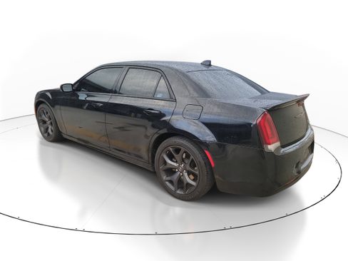 Used 2023 Chrysler 300 S w/ Comfort Group image 7