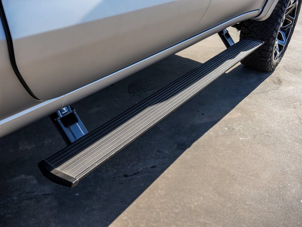 New 2026 Chevrolet Silverado 1500 RST AWD/4WD image 15