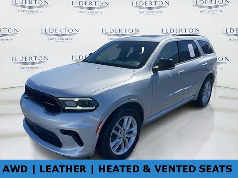 Used 2024 Dodge Durango GT image 1