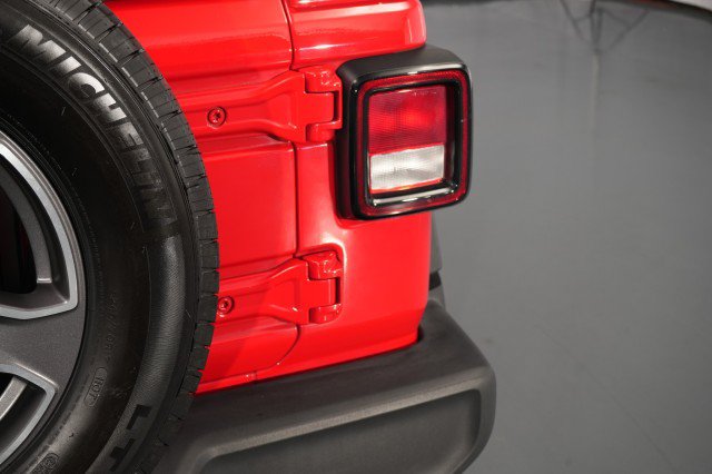Used 2022 Jeep Wrangler Unlimited Sport w/ Sun And Sound Package AWD/4WD image 18