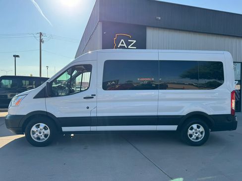 Used 2019 Ford Transit 350 XLT RWD image 9