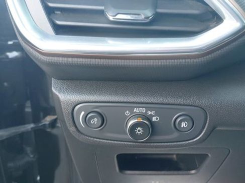 Used 2022 Chevrolet TrailBlazer ACTIV image 16