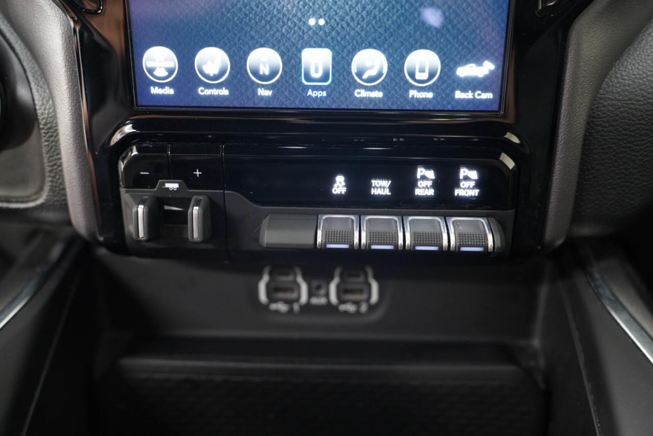 Used 2020 RAM 1500 Laramie w/ Sport Appearance Package AWD/4WD image 21