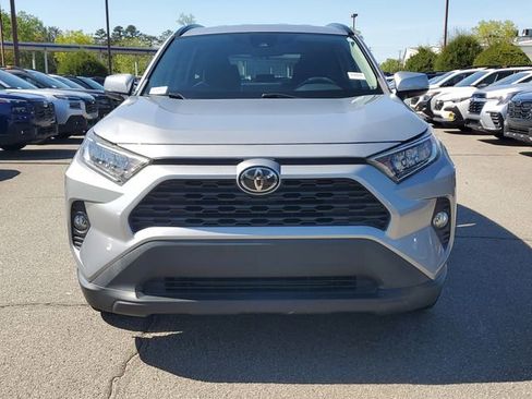 Used 2020 Toyota RAV4 XLE w/ All Weather Liner Package FWD image 2