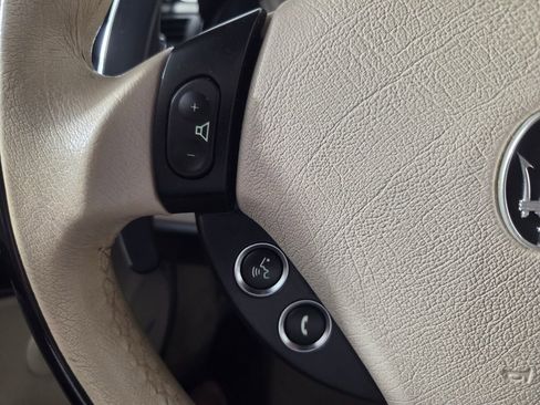 Used 2011 Maserati GranTurismo Convertible RWD image 17