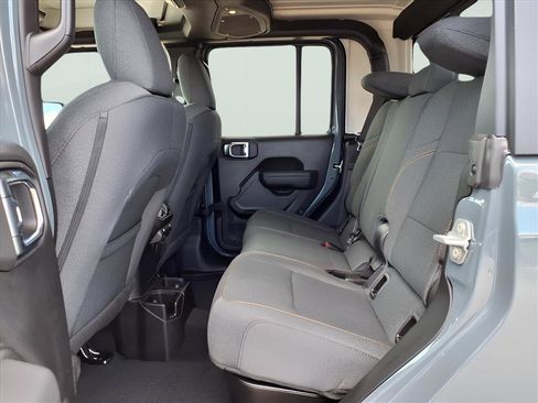 New 2025 Jeep Gladiator Willys image 15