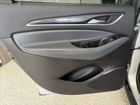 Used 2020 Buick Enclave Essence w/ Sport Touring Edition image 26