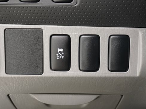 Used 2012 Toyota Tacoma 2WD Regular Cab image 19