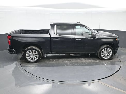 Used 2020 Chevrolet Silverado 1500 High Country w/ Technology Package AWD/4WD image 31
