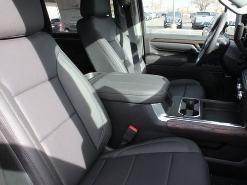 New 2026 GMC Sierra 3500 SLT w/ SLT Premium Package image 29