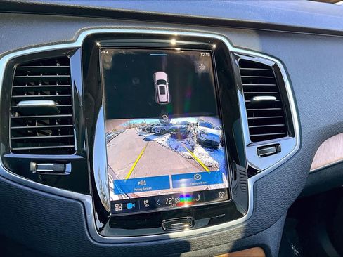 Certified 2023 Volvo XC90 B6 Plus w/ Protection Package image 28