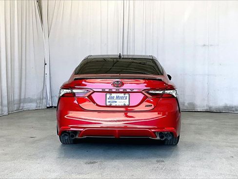 Used 2023 Toyota Camry XSE image 4