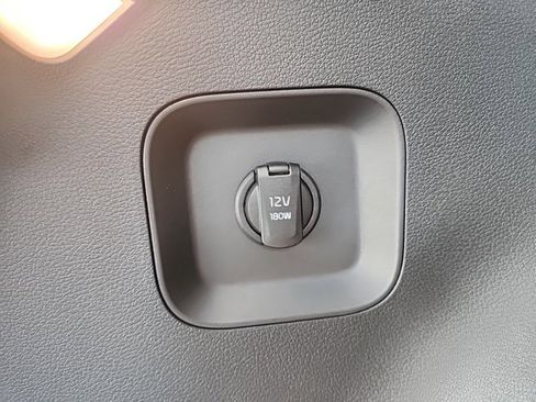 New 2026 Kia Sportage S image 12