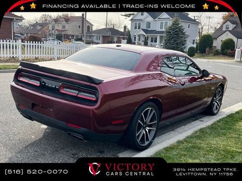 Used 2023 Dodge Challenger R/T image 4