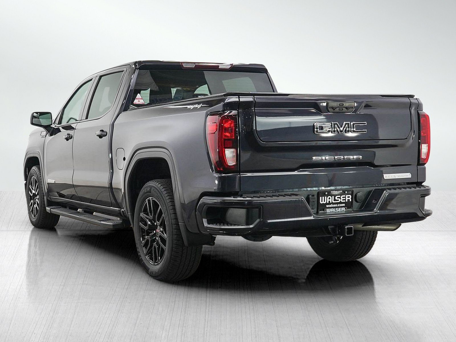 Used 2022 GMC Sierra 1500 Elevation w/ LPO, Elevation Black Package AWD/4WD image 3
