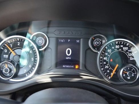 Used 2021 RAM 1500 Big Horn AWD/4WD image 22