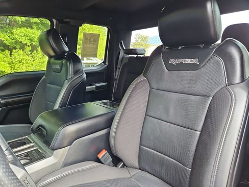 Used 2019 Ford F150 Raptor w/ Equipment Group 802A Luxury AWD/4WD image 26