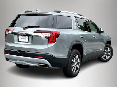 Certified 2023 GMC Acadia SLE w/ Driver Convenience Package image 5
