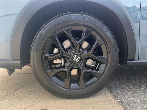 Used 2023 Honda HR-V Sport image 11