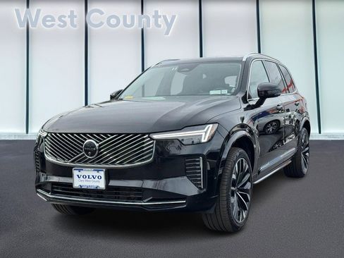 Certified 2025 Volvo XC90 B5 Plus image 9