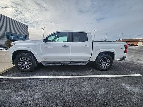 Used 2024 Chevrolet Colorado Z71 w/ Z71 Convenience Package 2 image 12