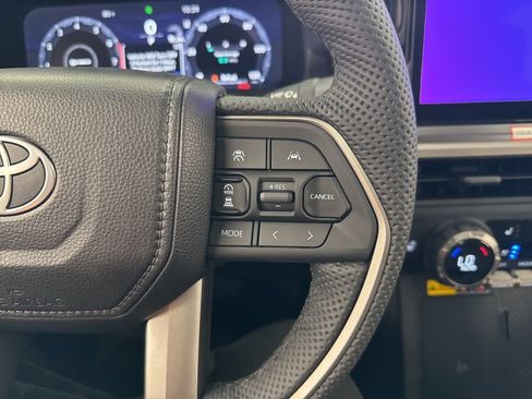 New 2026 Toyota Tacoma TRD Off-Road AWD/4WD image 21