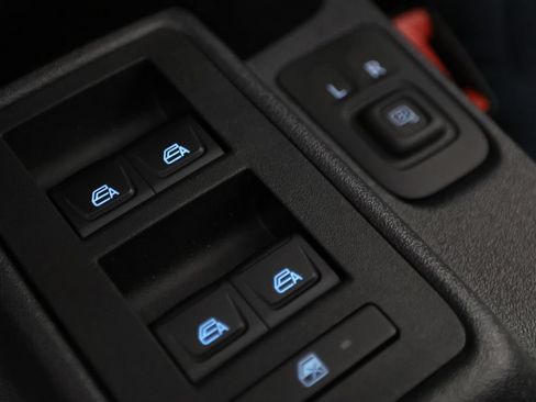 Used 2025 Ford Bronco Heritage Edition AWD/4WD image 37