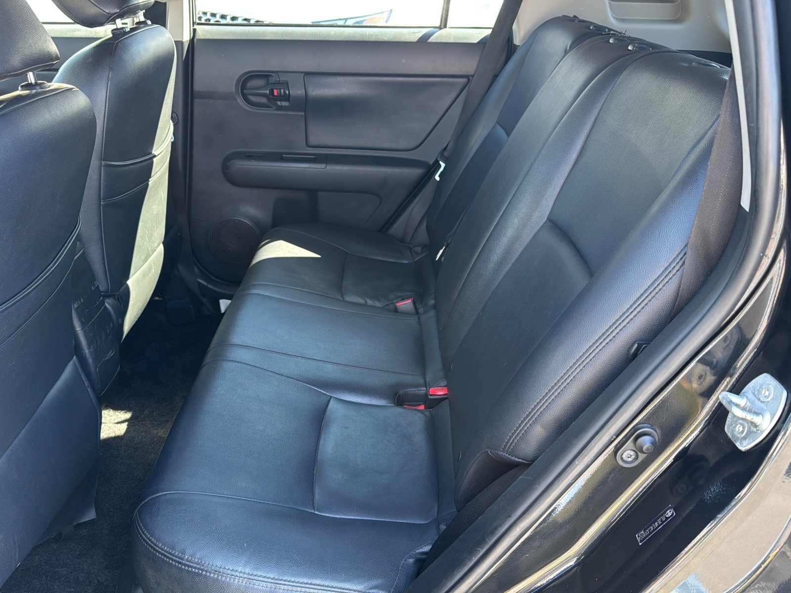 Used 2012 Scion xB FWD image 23