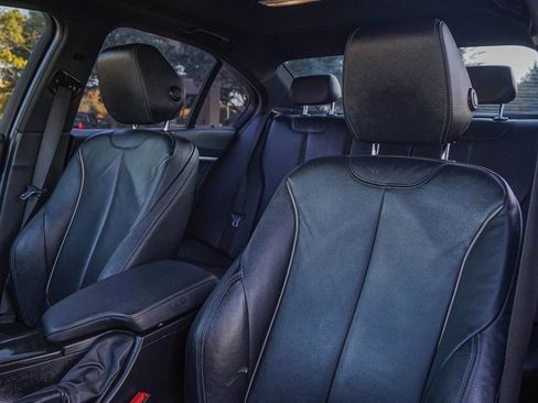 Used 2018 BMW 330i Sedan image 21