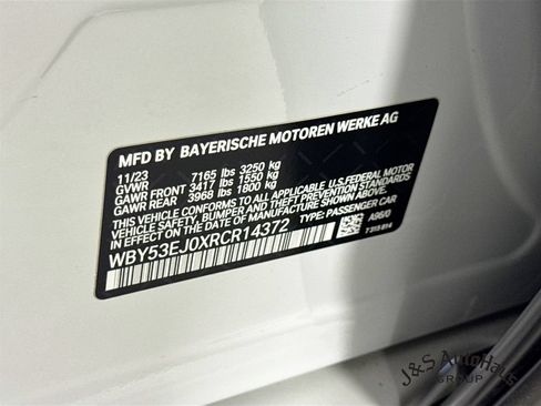 Used 2024 BMW i7 xDrive60 AWD/4WD image 41