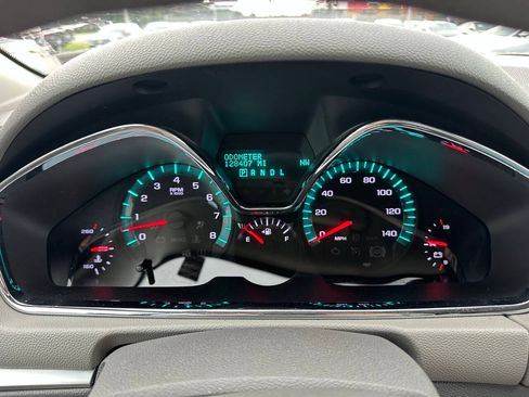 Used 2013 Chevrolet Traverse LS FWD image 17