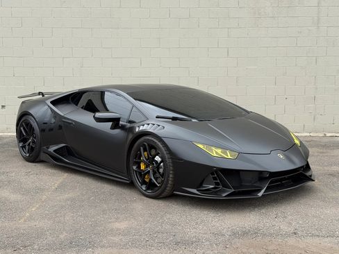 Used 2017 Lamborghini Huracan LP 580-2 RWD image 16