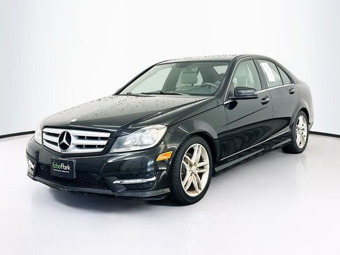 Used 2012 Mercedes-Benz C 300 4MATIC Sedan image 3