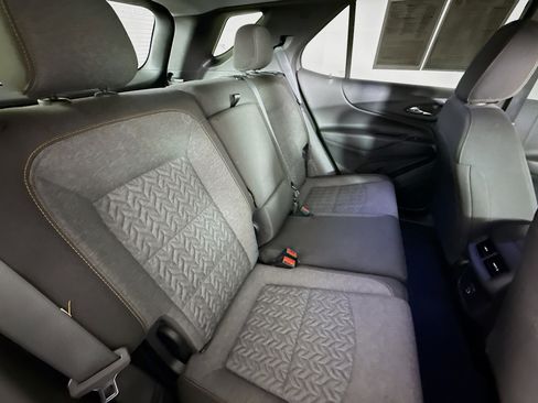 Used 2024 Chevrolet Equinox LT image 33