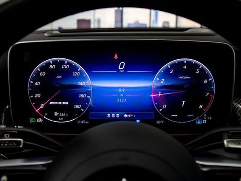 Certified 2025 Mercedes-Benz GLC 43 AMG 4MATIC image 18