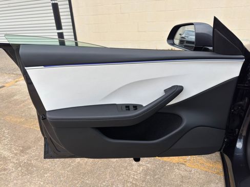 Used 2024 Tesla Model 3 RWD image 45