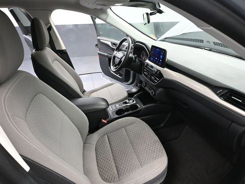 Used 2022 Ford Escape SE w/ Convenience Package FWD image 47
