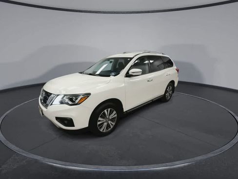 Used 2019 Nissan Pathfinder S AWD/4WD image 4