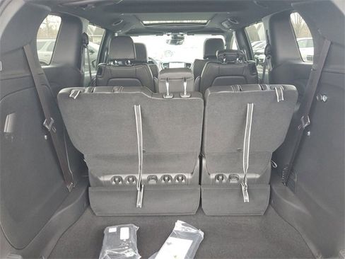 New 2026 Chrysler Pacifica Select image 7